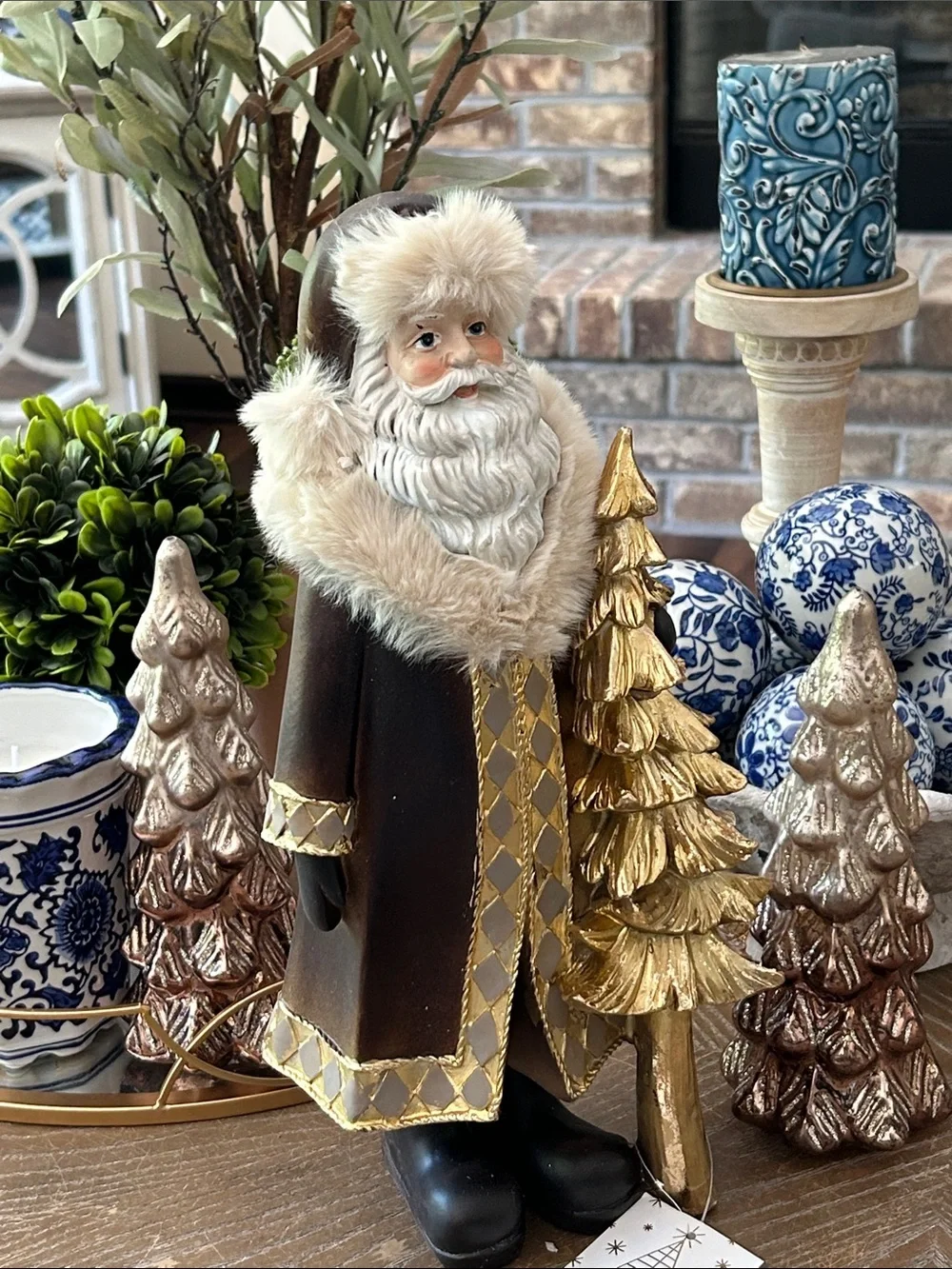 NEW! Vintage Inspired Elegant Santa Figurine Metallic Gold Christmas Tree